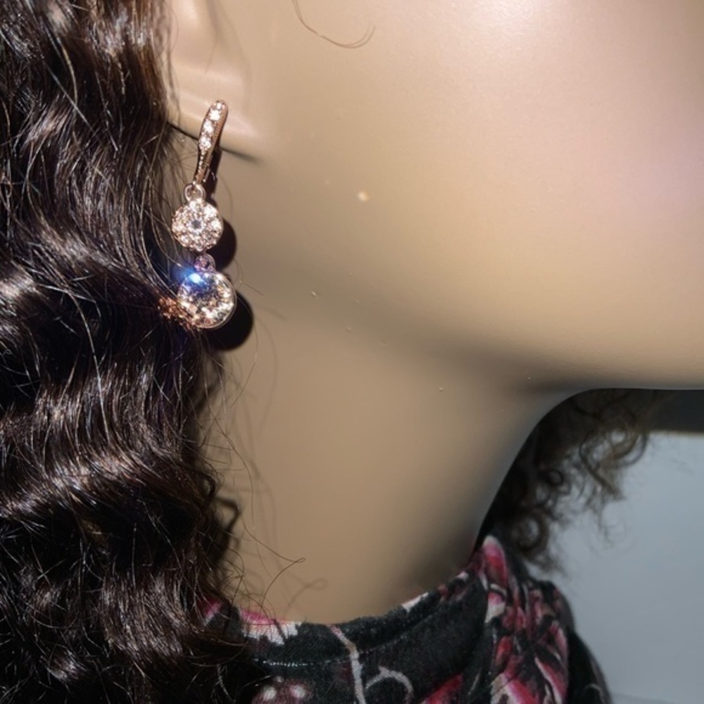Givenchy crystals from Swarovski Earrings - Picture 2 of 9